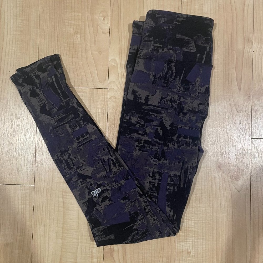 Alo Yoga Blue/Black Abstract Leggings